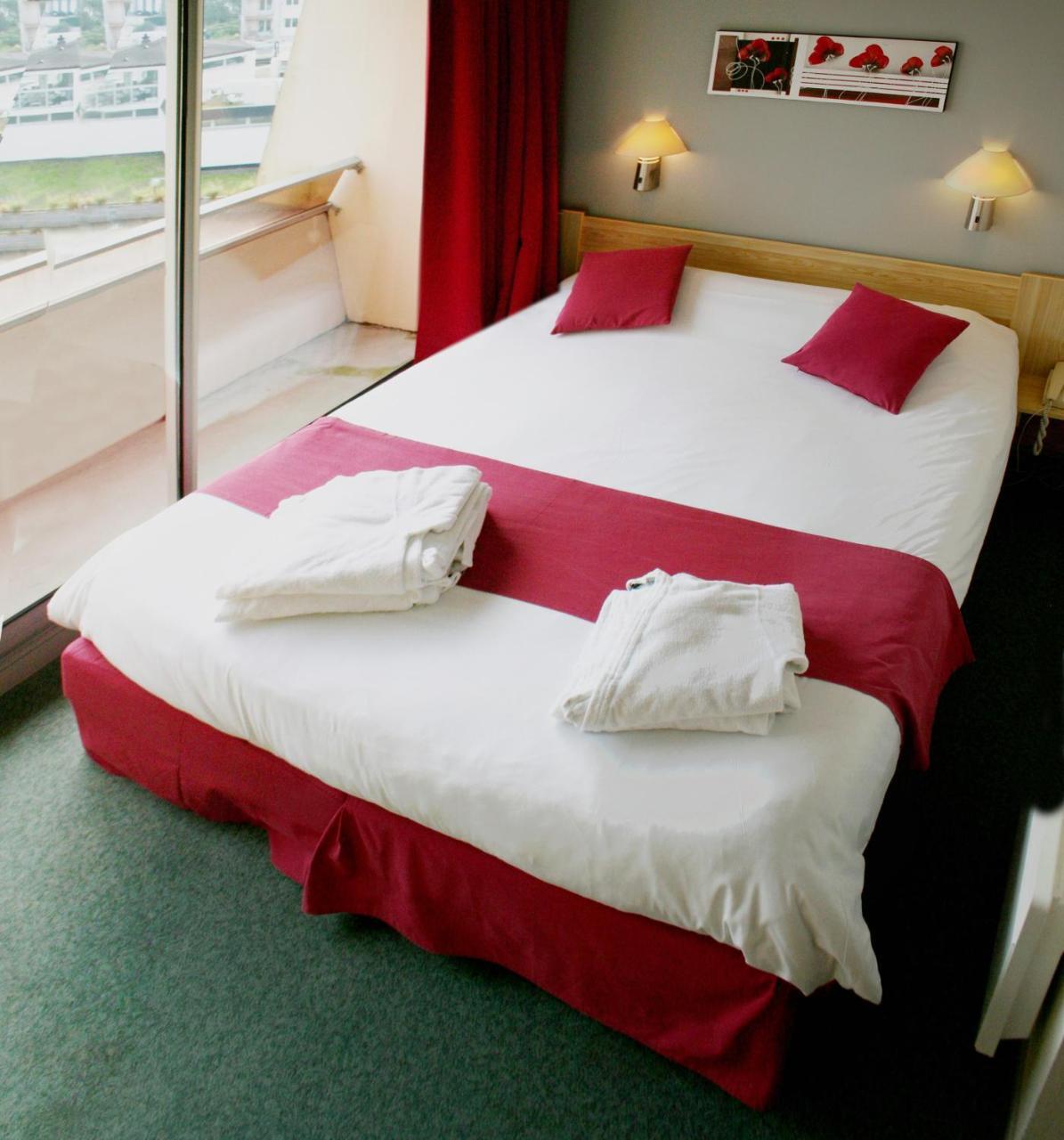 Dax Hotel Luaran gambar